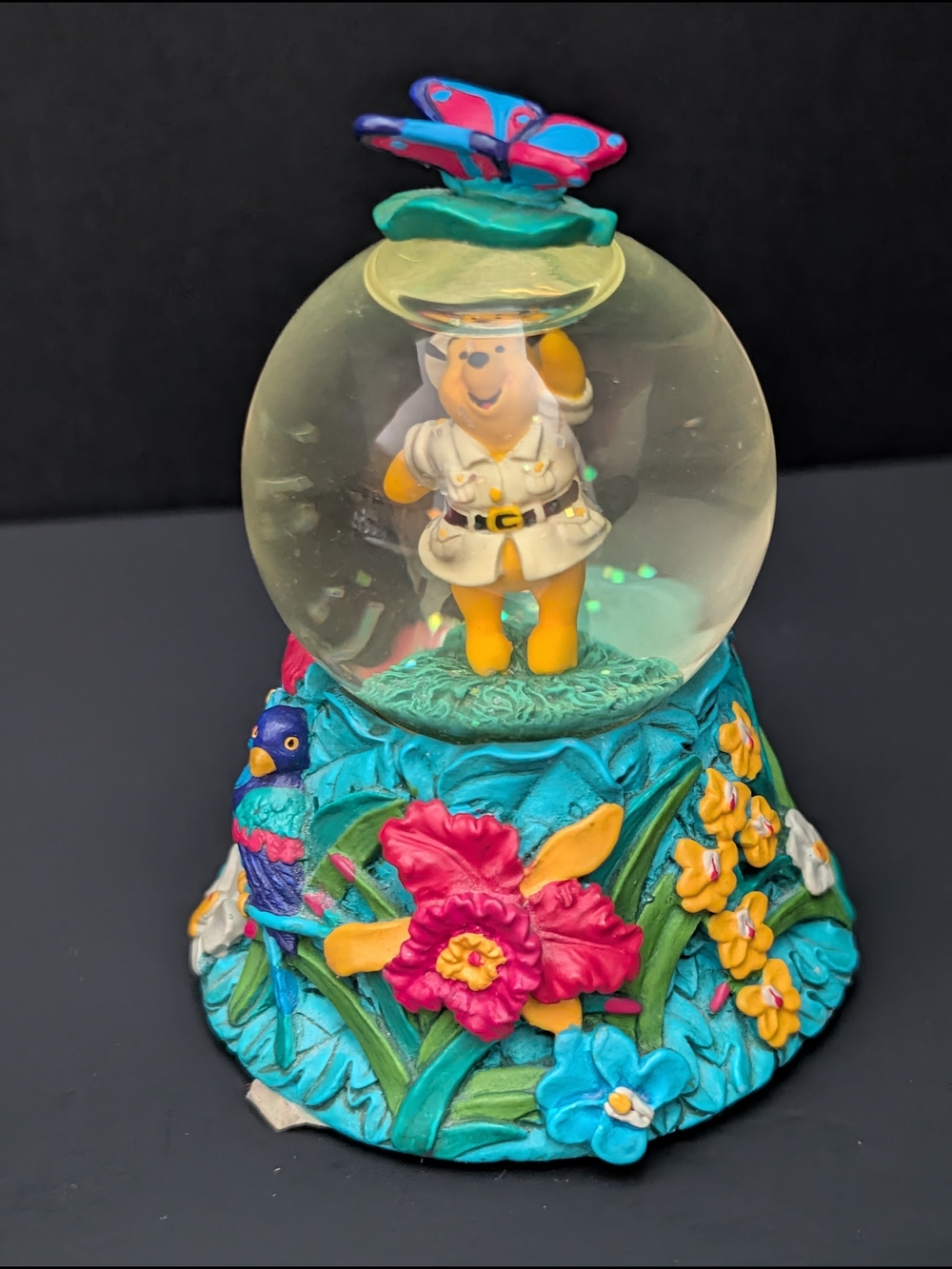 Vintage Disney Animal Kingdom safari Winnie the Pooh mini snow globe. 5-2026